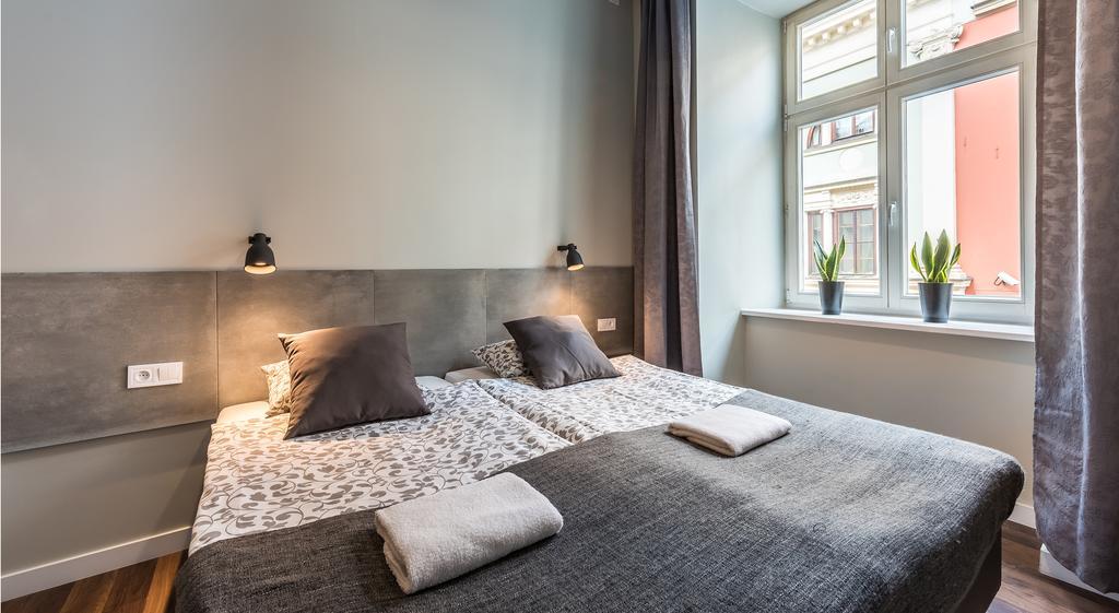 Апарт отель Flaminio Smart Sleep Краков Экстерьер фото